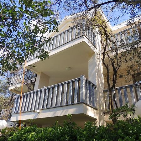 Rooms Villa Desa บุดวา ภายนอก รูปภาพ